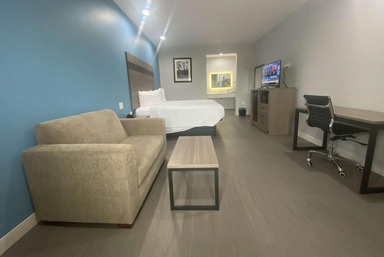 Baymont By Wyndham Freeport Texas酒店 外观 照片