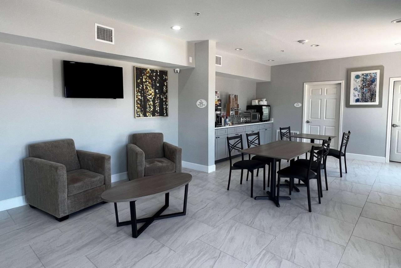 Baymont By Wyndham Freeport Texas酒店 外观 照片