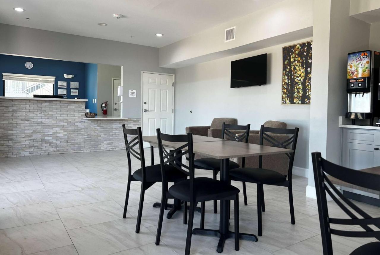 Baymont By Wyndham Freeport Texas酒店 外观 照片