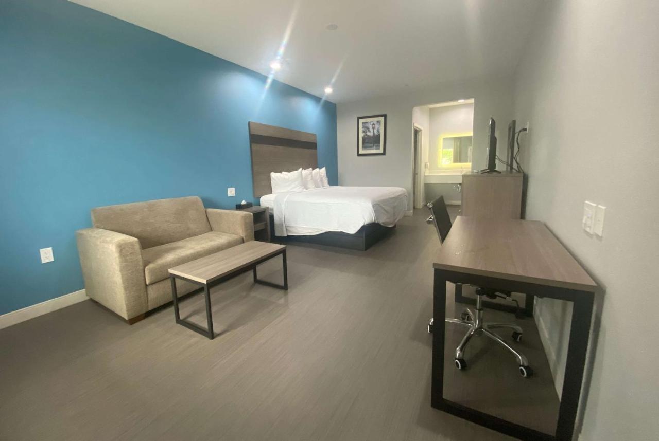 Baymont By Wyndham Freeport Texas酒店 外观 照片