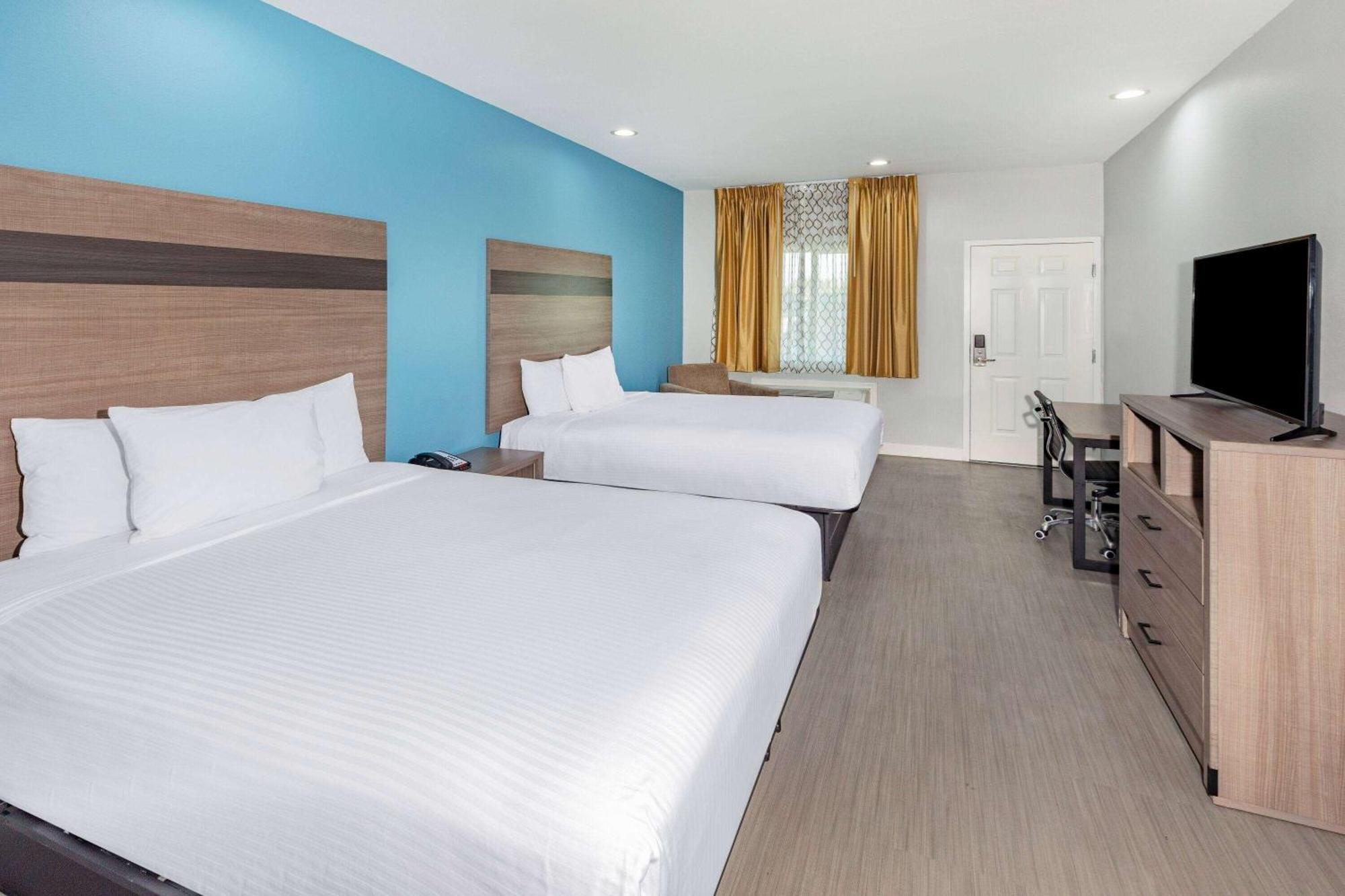 Baymont By Wyndham Freeport Texas酒店 外观 照片